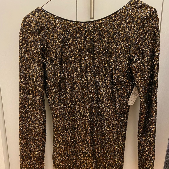 DRESS THE POPULATION Lola Sequin Dress - Picture 3 of 4